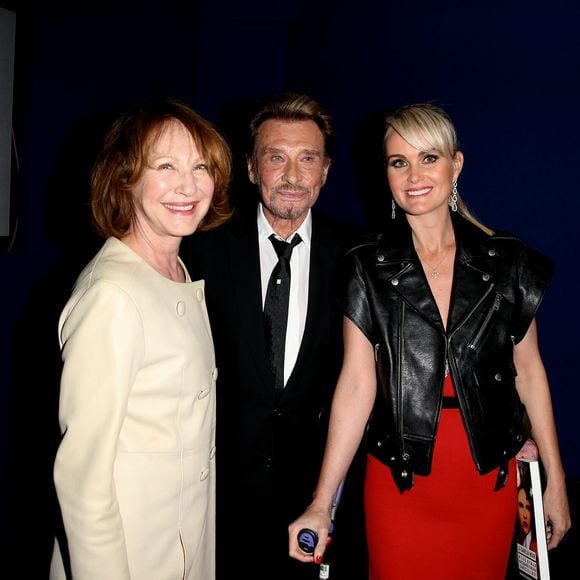 Nathalie Baye, Johnny Hallyday et sa femme Laeticia - Avant-première de 'Salaud on t'aime' à l'UGC Normandie sur les Champs-Elysées à Paris le 31 mars 2014.