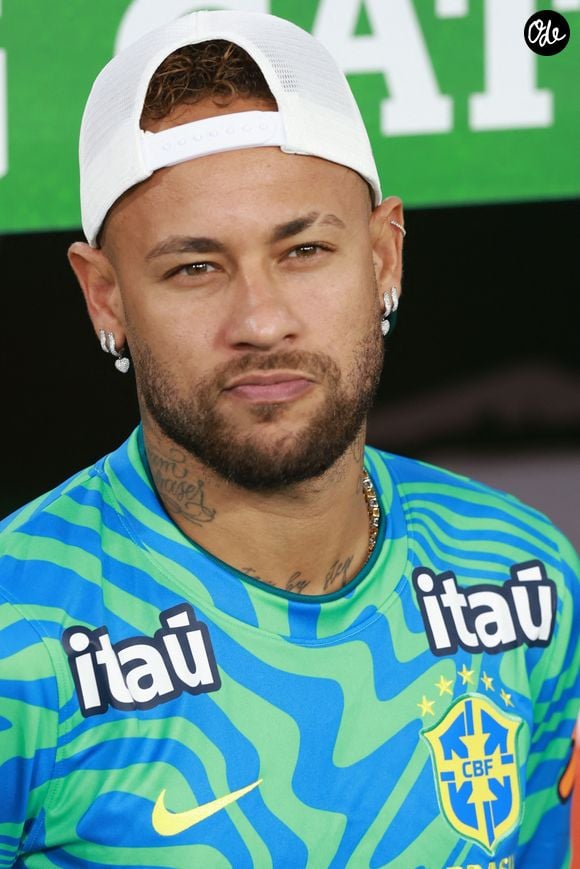 Neymar Jr. observe avant le match amical international entre le Brésil et le Panama au stade du Maracanã à Rio de Janeiro, Brésil. (Photo par Wanderson Oliveira/Pximages) (Crédit image : © Wanderson Oliveira/PX Imagens via ZUMA Press Wire)