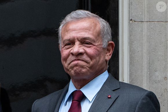 Face à ces révélations, les avocats du roi ont formellement démenti le moindre détournement de fonds publics.

Le 5 juin 2025, Londres, Angleterre, Royaume-Uni : Sa Majesté le roi Abdallah II de Jordanie arrive au 10 Downing Street à Londres, pour une réunion avec le Premier ministre Sir Keir Starmer. (© Thomas Krych / Zuma Press / Bestimage
