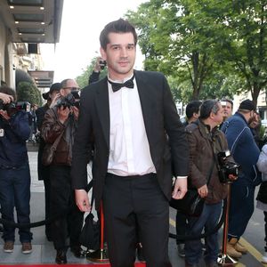 Ancien chanteur devenu homme politique, il partage aujourd’hui ce projet de vie avec enthousiasme sur ses réseaux sociaux.

Mathieu Johann - Arrivees - 4eme edition du "Global Gift Gala", copresidee par Eva Longoria et presentee par Nikos Aliagas, au George V a Paris le 13 mai 2013. Photo par GENGIS BORDENAVE / BESTIMAGE