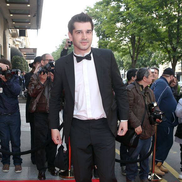 Ancien chanteur devenu homme politique, il partage aujourd’hui ce projet de vie avec enthousiasme sur ses réseaux sociaux.

Mathieu Johann - Arrivees - 4eme edition du "Global Gift Gala", copresidee par Eva Longoria et presentee par Nikos Aliagas, au George V a Paris le 13 mai 2013. Photo par GENGIS BORDENAVE / BESTIMAGE