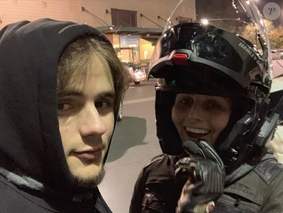 Prince Jackson et sa fiancée Molly Schirmang.

Compte Instagram de Prince Jackson