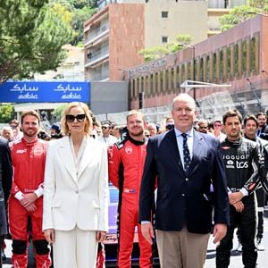 Le prince Albert II de Monaco et la princesse Charlene durant le Monaco E-Prix 2026, Round 10, le 17 mai 2026.  © Bruno Bebert / Bestimage