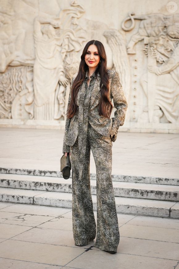 Zara Martin au défilé Elie Saab Womenswear Fall/Winter 2025-2026 au Palais De Tokyo le 8 mars 2025 à Paris, France.  © Lucia Sabatelli / Bestimage