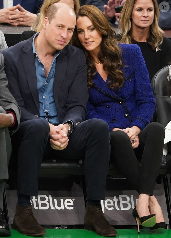 Le prince William et Kate Middleton assistent au match de NBA "Boston Celtics - Miami Heat" au TD Garden à Boston, le 30 novembre 2022.

Photo : Mirrorpix / Bestimage