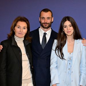 De son côté, Louis Sarkozy est récemment devenu père pour la première fois d'un petit garçon prénommé Sylla

Louis Sarkozy durant son premier meeting de campagne pour les prochaines élections municipales à Menton entouré de ses colistiers, de sa femme Natali, de sa mère Cécilia Attias venu avec son mari Richard Attias au Palais de l'Europe, le 12 mars 2026. © Bruno Bebert / Bestimage