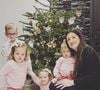 Elle en a profité pour dévoiler le doux prénom de sa petite fille : Aëlys.

Laetitia Provenchère de "Familles nombreuses"

Photo : Instagram
