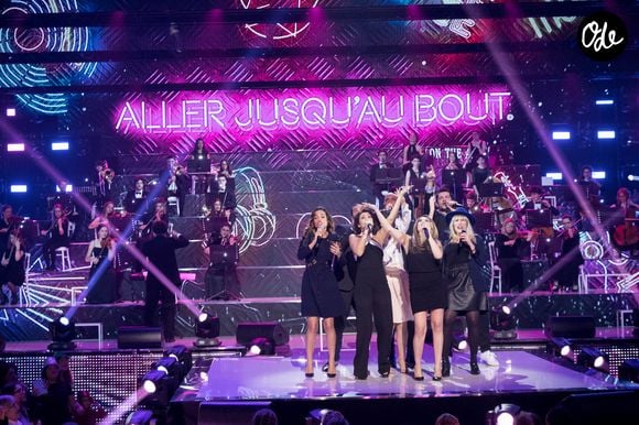 Exclusif - Les chanteurs de la Star Academy Saison 4 (Karima Charni, Hoda Sanz, Mathieu Johann, Tina Tictone, Lucie Bernardoni, Sofiane Tadjine-Lambert, Francesca Antoniotti, Enrique Toyos) - Emission hommage à "Grégory Lemarchal, 10 ans après l'histoire continue" au Zénith de Paris et retransmis en direct sur TF1 le 7 janvier 2017. © Cyril Moreau/Bestimage