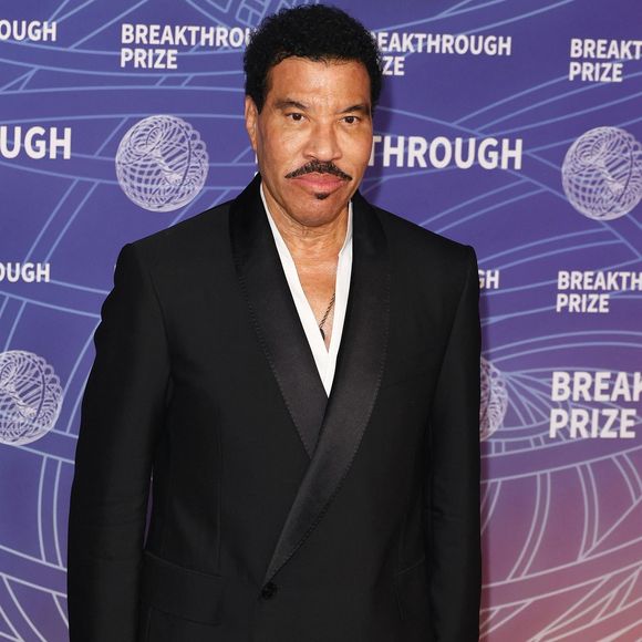Des célébrités et des invités ont assisté à la 12e édition du Breakthrough Prize au Barker Hangar à Santa Monica, en Californie.
Backgrid USA / Bestimage