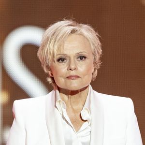 Exclusif - Muriel Robin lors de l'enregistrement de la soirée "Les 30 ans du sidaction - la soirée événement" au Grand Rex à Paris diffusée le 23 mars 2024 sur France 2© Cyril Moreau / Coadic Guirec / Bestimage