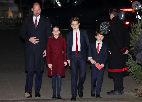 Le prince de Galles, la princesse Charlotte, le prince George et le prince Louis arrivent pour le service de chants Together At Christmas à l'abbaye de Westminster à Londres, Royaume-Uni, le 6 décembre 2024. Photo par Isabel Infantes/PA Wire/ABACAPRESS.COM