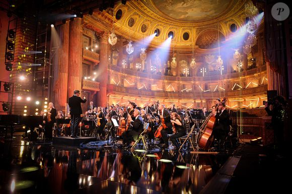 Exclusif - L'orchestre de l'Opéra Royal de Versailles - Enregistrement de l'émission "Le Grand Echiquier : Spéciale Charles Aznavour" à l'Opéra royal de Versailles, présentée par C.Chazal et A.Manoukian, et diffusée sur France 2 le 29 mai 2025. © Guillaume Gaffiot/Bestimage