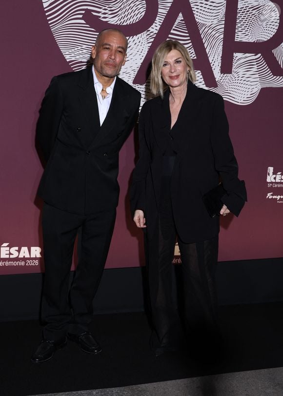 Ben Harper et Michèle Laroque au photocall du dîner de la 51ème cérémonie des César au Fouquet's à Paris, France, le 27 février 2026. © Denis Guignebourg/Bestimage