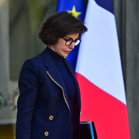 "Elle a été paraplégique pendant quasiment un an et maintenant, à chaque fois qu’il y a une grosse crise, ça recommence", a également ajouté l'ancienne ministre de la Justice

Rachida Dati - Sortie du Conseil des ministres au palais de l'Elysée à Paris le 4 février 2026. © Christian Liewig/Bestimage