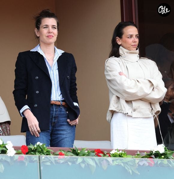 NO TABLOIDS WEB & PRINT - Charlotte Casiraghi et Pauline Ducruet sont vues dans les tribunes pendant la finale du simple messieurs lors de la huitième journée du Rolex Monte-Carlo Masters au Monte-Carlo Country Club le 12 avril 2026 à Monte-Carlo, Monaco. Photo by Jean-Charles Vinaj/ABACAPRESS.COM
