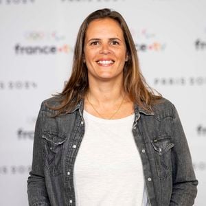 L'ancienne nageuse habite depuis plusieurs années dans Le Bassin d'Arcachon
Laure Manaudou lors de la présentation des journalistes et chroniqueurs de France Télévisions pour les Jeux Olympiques 2024 au musée de l'Homme à Paris, le 11 juin 2024.
© Pierre Perusseau / Bestimage