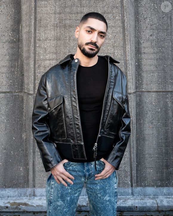 SNEAZZY au photocall du défilé Rabanne Mode Collection Prêt-à-Porter Automne/Hiver 2025-2026 lors de la Fashion Week de Paris (PFW) au siège de l'Unesco, à Paris, France, le 6 mars 2025. © Backgrid USA/Bestimage