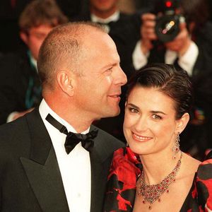 Rumer Willis a également ajouté que son père pouvait compter sur le soutien de Demi Moore : "Nous sommes vraiment une famille unie".

Bruce Willis et Demi Moore au Festival de Cannes en 1997. 

Photo : Alpha Agency / Bestimage