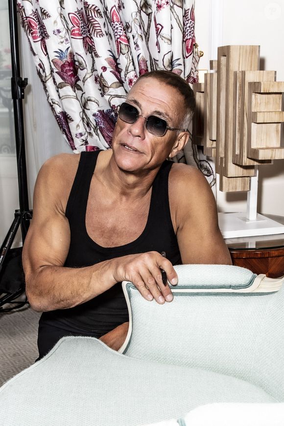 Exclusif - Jean-Claude Van Damme (JCVD) -  Enregistrement de  l'émission Clique X, avec pour invité JCVD (à l'hotel Le Bristol) , présentée par M.Achour et diffusée sur MyCanal en 3 parties à partir du 18 juin 2021. Paris, le 3 juin 2021
© Jack Tribeca / Bestimage