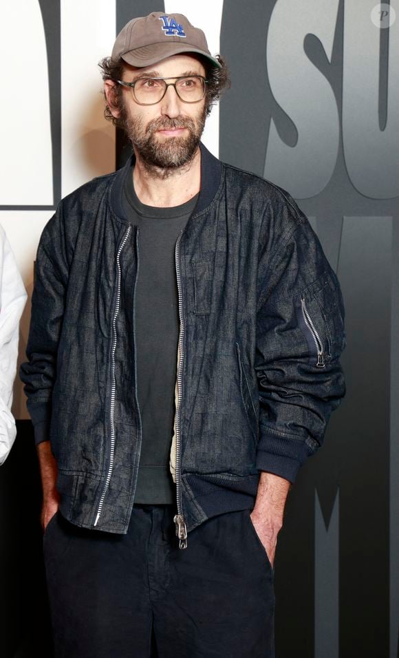 Cerise sur le gâteau, Thomas Bangalter a en quelque sorte fait participer son fils Roxan (né en 2008) à cet événement.

Thomas Bangalter - Photocall de l'avant-première du film " Marty Supreme " au cinéma Grand Rex à Paris le 3 février 2026.

© Christophe Aubert / Bestimage