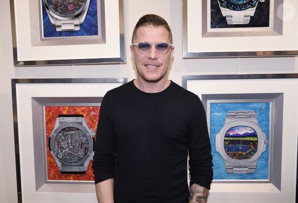 Jean-Edouard Lipa s'est lancé dans une carrière de DJ

Exclusif - Jean-Edouard Lipa (Dj, ancien de Loft Story) lors du vernissage de l'exposition "Vue du ciel" de l'artiste 3D Johann Perathoner au Royal Monceau-Raffles Paris le 20 avril 2022.

© Rachid Bellak / Bestimage