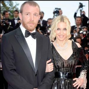 Madonna et Guy Ritchie pour la montée des marches du film "I Am Because We Are", le 21 mai 2008.

Photo : Bestimage