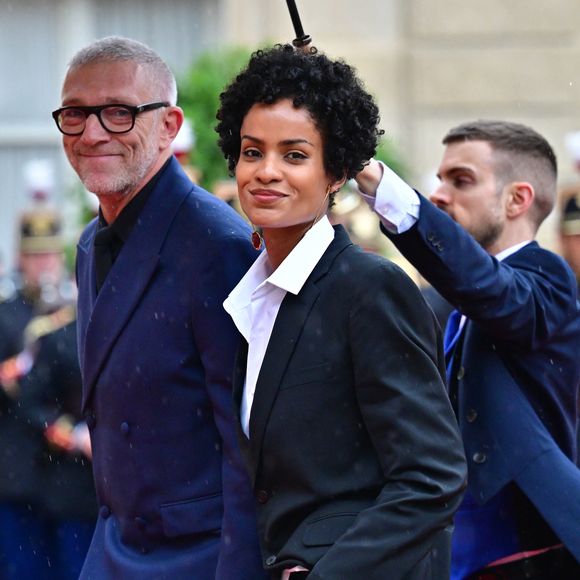 Vincent Cassel et Narah Baptista au dîner d'État en l'honneur du président brésilien et de sa femme au palais présidentiel de l'Élysée à Paris, le 5 juin 2025.

Photo : Christian Liewig / Bestimage