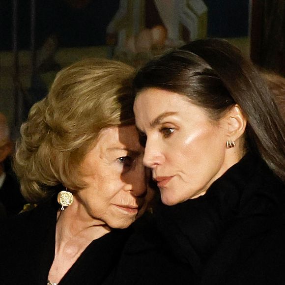 La reine Sofia, la reine Letizia d'Espagne - La famille royale d'Espagne assiste au service commémoratif de la princesse Irène de Grèce à la cathédrale orthodoxe grecque Saint-André-et-Saint-Démétrius, à Madrid, Espagne, le 17 janvier 2026. © Pool/Bestimage
