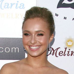 Los Angeles - L'actrice Hayden Panettiere est tragiquement décédée à l'âge de 36 ans. La vedette, surtout connue pour ses rôles marquants dans les séries télévisées à succès Heroes et Nashville s'est éteinte le dimanche 16 août 2026.
Crédit : Backgrid USA / Bestimage
