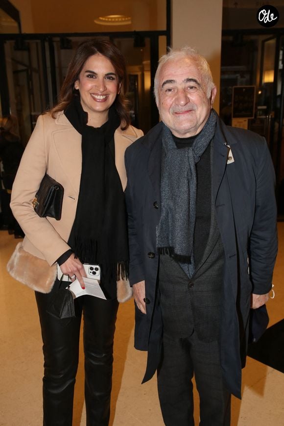 Avant sa rencontre avec Laetitia, Guy Savoy a vécu une longue et belle histoire d'amour avec la journaliste Sonia Mabrouk, de laquelle il s'est séparé en 2022

Sonia Mabrouk et Guy Savoy pour Laurent Gerra qui joue son spectacle « Sans Modération », Salle Pleyel à Paris le 9 janvier 2022 © Bertrand Rindoff Petroff / Bestimage