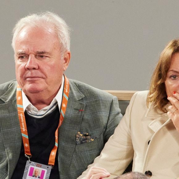Cendrine Dominguez et son mari Jean Christophe Kerdelhue dans les tribunes (night session) des Internationaux de France de tennis de Roland Garros 2024 à Paris, France, le 31 mai 2024. © Jacovides-Moreau/Bestimage