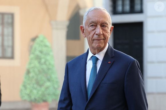 Mais ne pourra pas " pour des raisons de santé"

Marcelo Rebelo de Sousa, président du Portugal - Le prince de Monaco et la princesse de Monaco accueillent le président du Portugal, dans la cour d'honneur du Palais Princier à Monaco, le 21 novembre 2025. Le chef d'Etat portugais est en visite officielle en principauté.

© Claudia Albuquerque / Bestimage