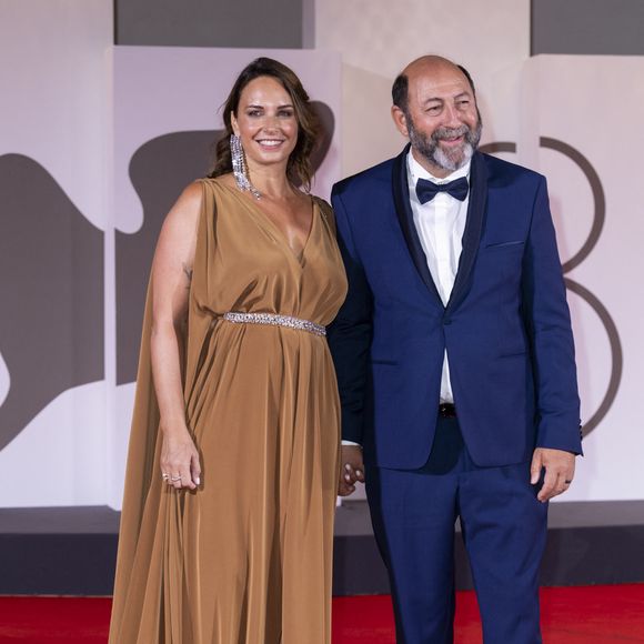 Julia Vignali;Kad Merad à la première de "Finalement" de C.Lelouch au 81ème Festival International du Film de Venise (Mostra) le 2 septembre 2024. Zuma Press / Bestimage