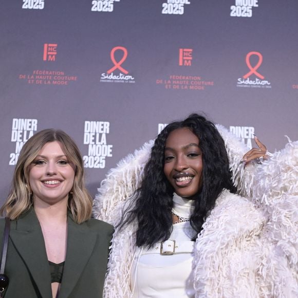 Marine et Ebony au photocall du 22ème dîner de la mode pour le Sidaction à Paris, le 30 janvier 2025.

Photo : Rachid Bellak / Bestimage