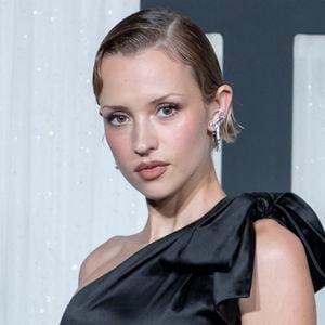 Son appartement parisien a fait l'objet d'une visite domiciliaire de la part des autorités.
Angèle - Gala d'ouverture de la saison de danse 2025-2026, avec le soutien de la maison Chanel, le 27 septembre 2025.
© Olivier Borde / Bestimage