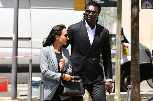 Bafetimbi Gomis et sa femme Anaïs aux arrivées des Obsèques de Bernard Lacombe en l'église Saint-Louis de Fontaines-sur-Saône près de Lyon, France, le 25 juin 2025. © Romain Doucelin/Bestimage