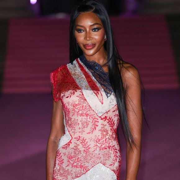 Naomi Campbell sur le tapis rose du photocall du bal du British Museum 2025 à Londres, Royaume Uni, le 18 octobre 2025. © GoffPhotos/Bestimage