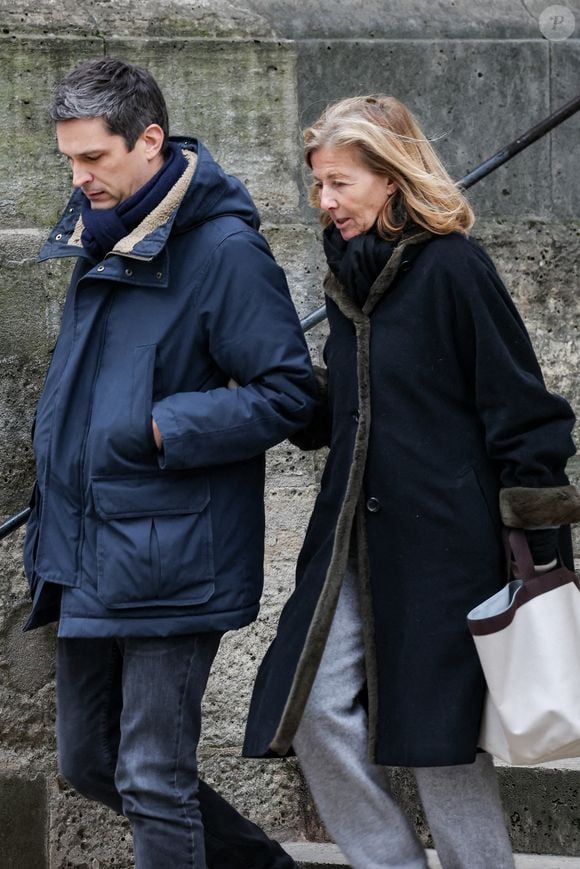 Claire Chazal, guest - Sortie des obsèques de C.Laborde  en l’église Saint-Roch à Paris, le 6 février 2025. Décédée le 28 janvier 2025 à l'âge de 73 ans, l'ancienne présentatrice météo de TF1 (1988 - 2017) était atteinte de la maladie neurodégénérative à corps de Lewy. 
© Jacovides - Moreau / Bestimag