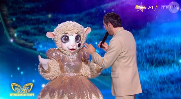 Il était face au Lapin et la Taupe

L'Agneau de Mask Singer 8, capture d'écran TF1