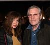 Ils se sont connus il y a des décennies et leur lien a toujours demeuré fort. 

Exclusif - Anne Parillaud, Tchéky Karyo - Soirée du 110ème anniversaire du groupe Barrière à l'hôtel Herrmitage suivie d'une after sur la plage "Les Albatros" lors de la clôture du 8ème Festival du Cinéma et Musique de Film de La Baule. © Rachid Bellak/Bestimage