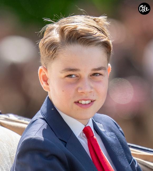 À la rentrée prochaine, le futur roi s'apprête à intégrer le prestigieux collège d'Eton

Le prince George de Galles à Buckingham Palace pour la cérémonie Trooping the Colour à Londres, le 14 juin 2025. 
© Goff Inf / Bestimage