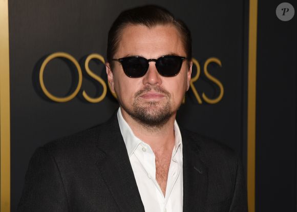 Leonardo DiCaprio lors du photocall de la 92ème édition du déjeuner des nominés aux Oscars au Ray Dolby Ballroom à Los Angeles, Californie, Etats-Unis, le 27 janvier 2020. © Billy Bennight/Zuma Press/Bestimage