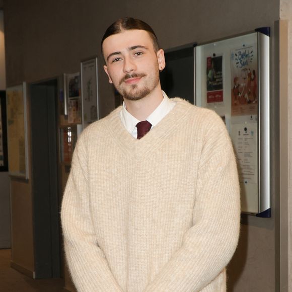 Exclusif - Pierre Garnier lors de la conférence de presse à l'occasion des quarante ans des Victoires de la Musique dans les locaux de France Télévisions le 13 janvier 2025 en présence des révélations masculines et féminines de l'année. © Coadic Guirec / Bestimage