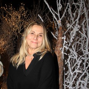 Après un mois et demi d’efforts, elle avait déjà perdu huit kilos. Au total, elle en a finalement perdu 13.
Sophie Favier lors du lancement de la nouvelle bouteille de vodka réalisée par le peintre Robert Combas à L'hôtel Marignan Paris le 16 décembre 2022. © Philippe Baldini / Bestimage