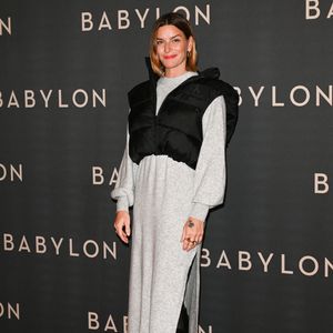 Fauve Hautot à la première du film "Babylon" au cinéma Le Grand Rex à Paris, France, le 14 janvier 2023. © Coadic Guirec/Bestimage
