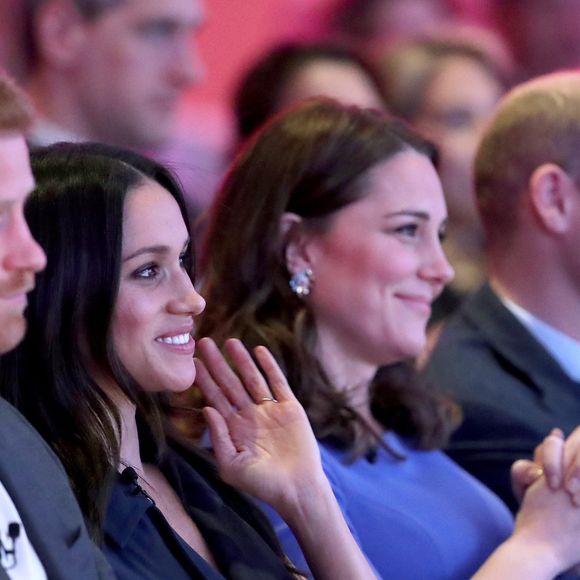 Le prince Harry, Meghan Markle, Catherine Kate Middleton (enceinte), duchesse de Cambridge, le prince William, duc de Cambridge lors du premier forum annuel de la Fondation Royale à Londres le 28 février 2018. (Agence / Bestimage).