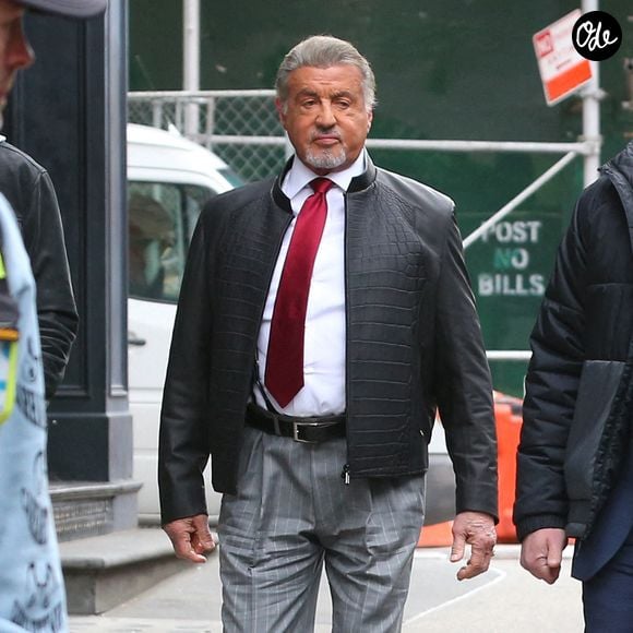 Il explique que la prise de ces substances est devenue une dépendance dont il n’avait pas immédiatement conscience.

Sylvester Stallone et Annabella Sciorra tournent « Tulsa King » dans le quartier de Little Italy à New York, NY, États-Unis, le 16 avril 2025. Photo de Christopher Peterson/Splash News/ABACAPRESS.COM
