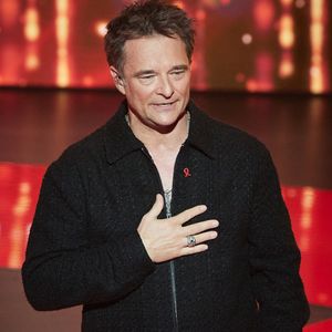 David Hallyday lors de l’enregistrement de l’émission “Les stars s’unissent pour le Sidaction” au théâtre Marigny à Paris, France, le 11 mars 2025. L’émission sera diffusée en prime le 22 mars sur France 2.

© Guirec-Moreau/ Bestimage