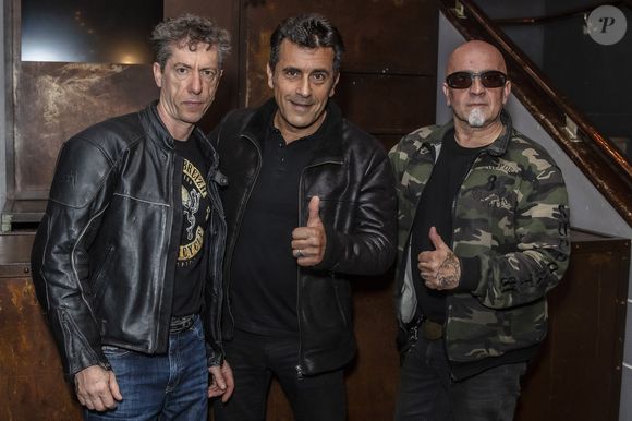 Son ami Chelmi a révélé qu’il souffrait énormément mais ne voulait rien montrer.

Les Forbans (Albert Kassabi, Michel Pin, Michel Papain) lors du Jubilé de Christian Delagrange à l'Alhambra Théâtre Music-Hall Show à Paris le 12 septembre 2021.

© Jack Tribeca / Bestimage