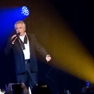 Exclusif - Michel Sardou en concert au Zenith de Strasbourg lors de la tournée "La dernière danse" le 13 octobre 2017.
© Alain Rolland / Imagebuzz / Bestimage